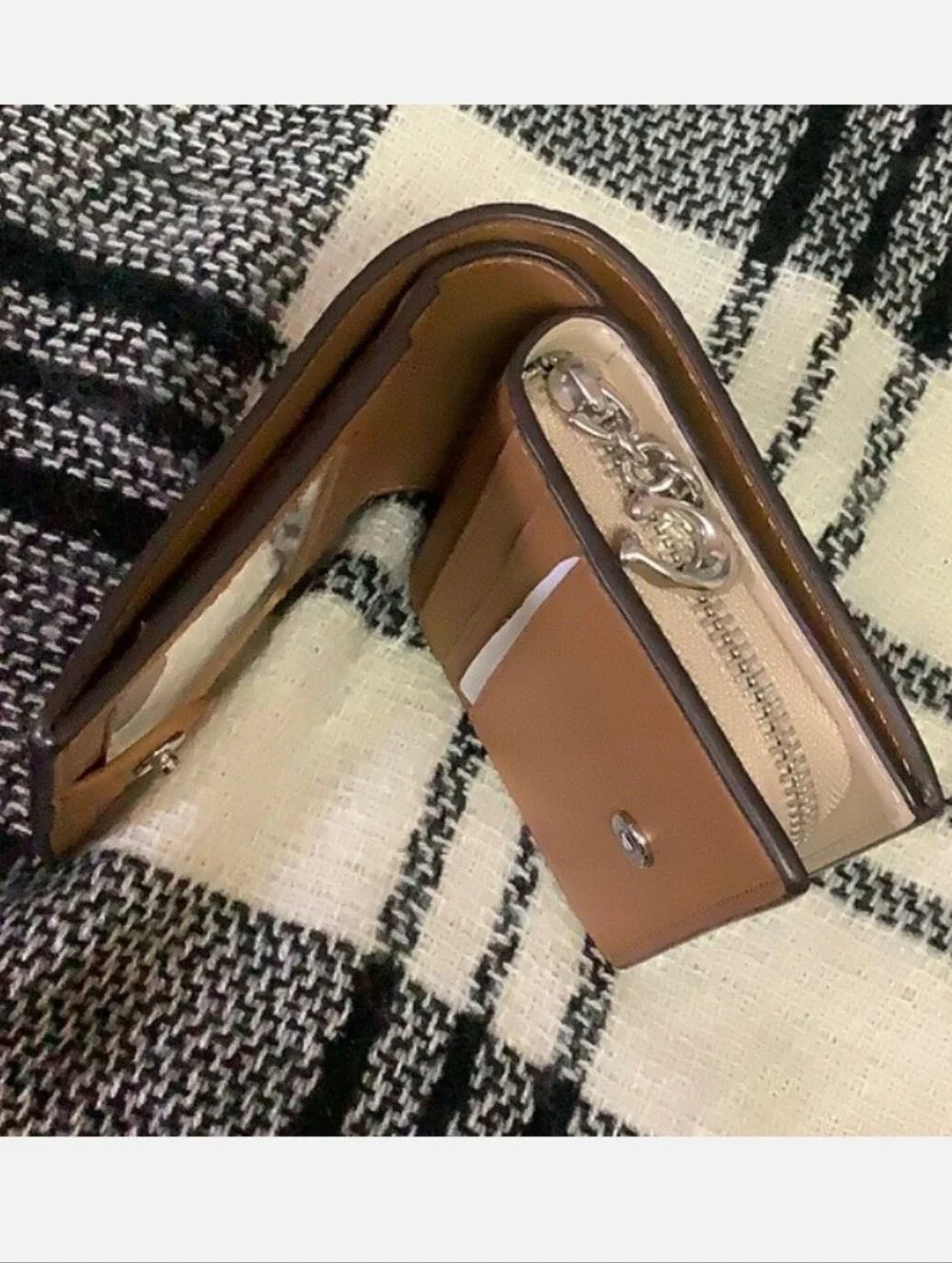 Coach floral leather snap wallet NWT